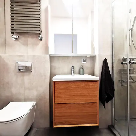 Haukego-bosaka Apartment~self Check-in 24h Wroclaw